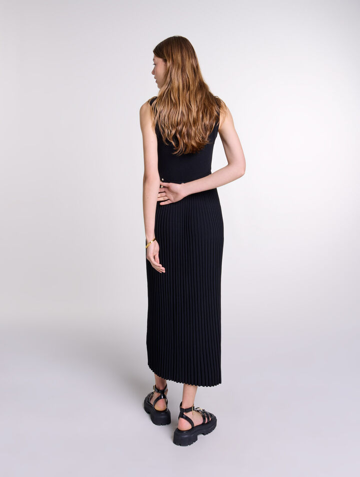 Langes Kleid aus Rippstrick