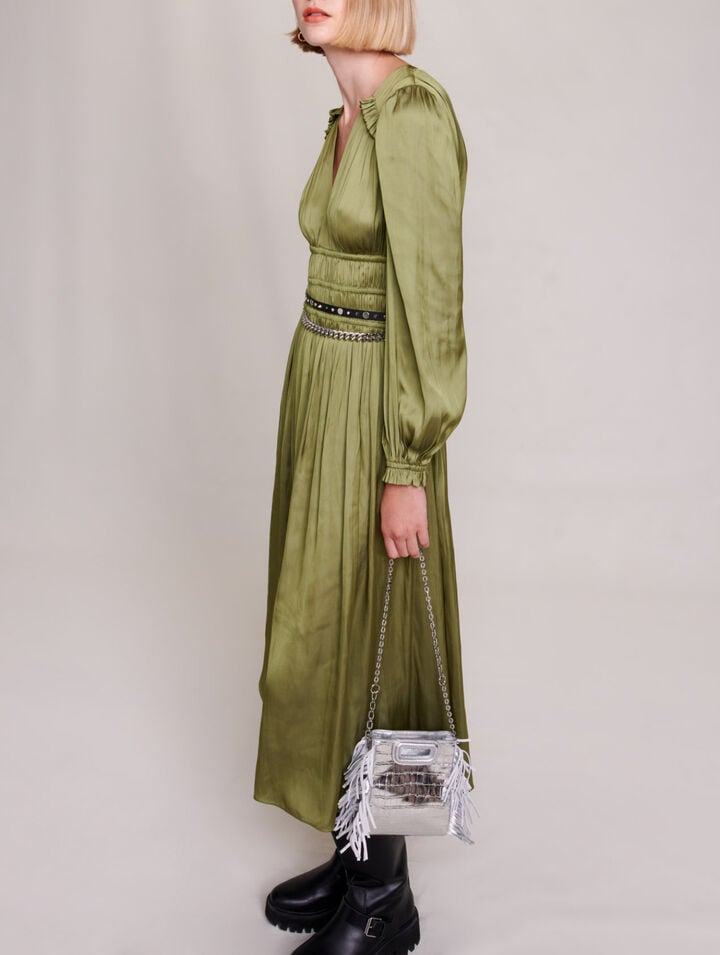 Halblanges Satin-Kleid mit Rüschen