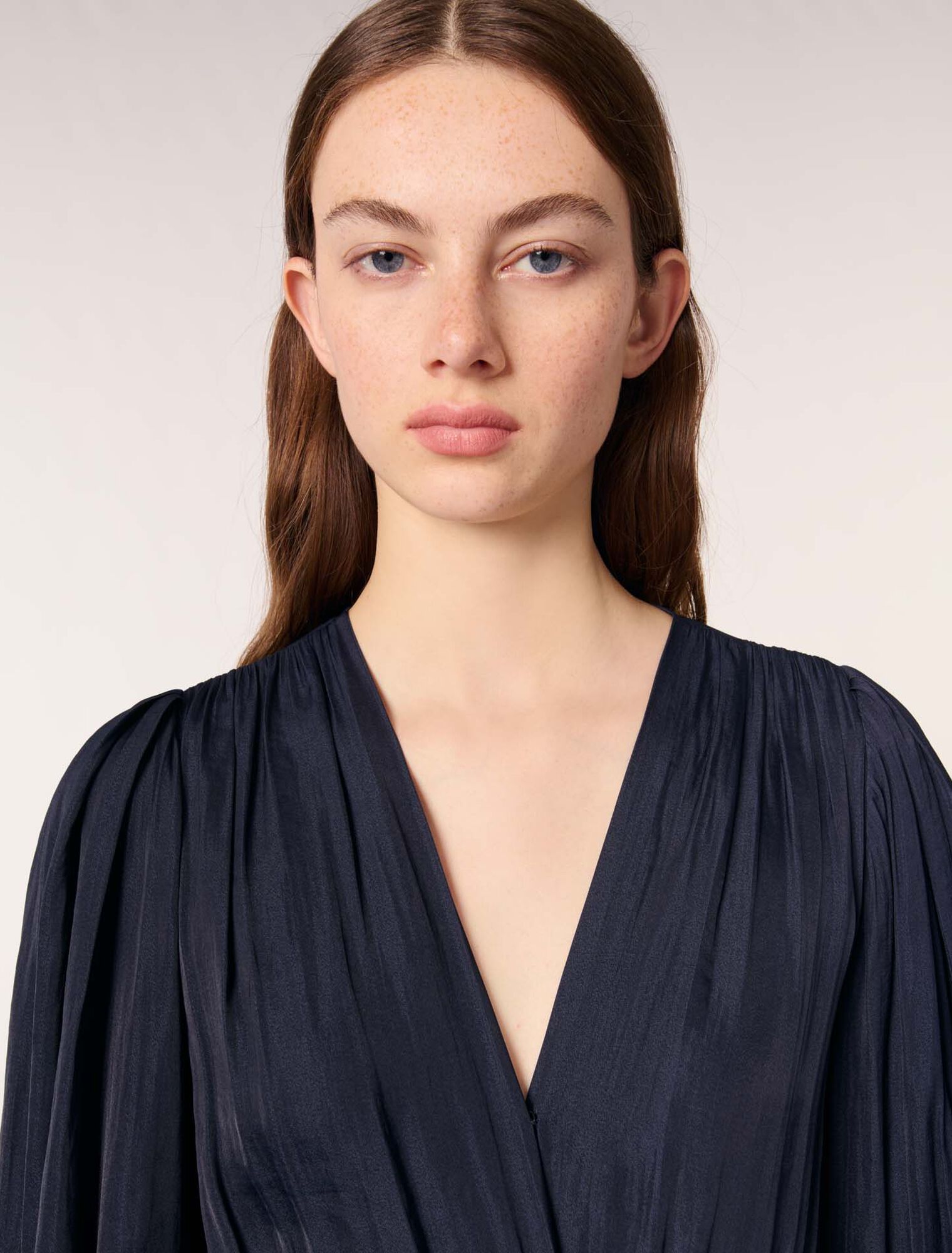 Langes Rüschenkleid