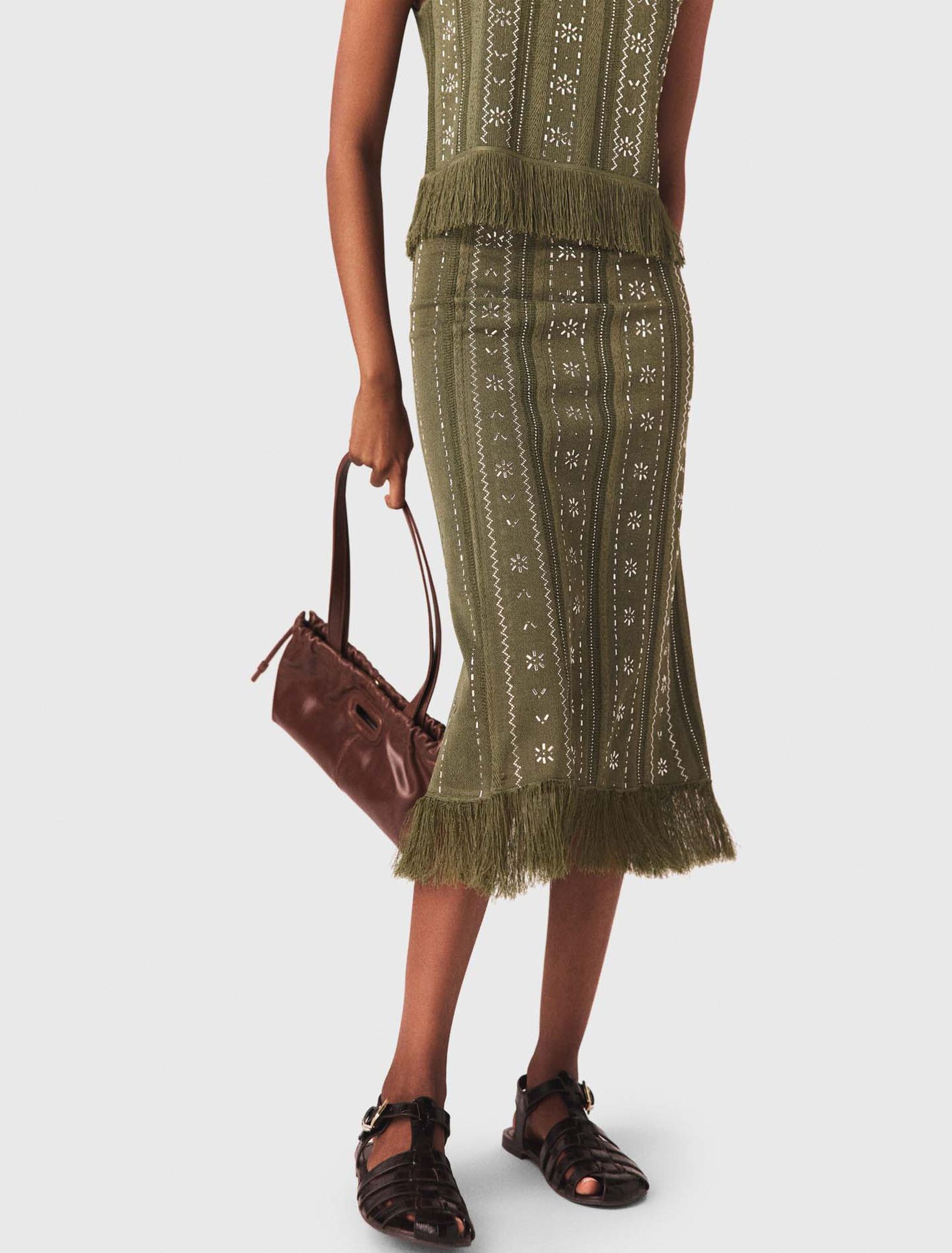 Strickrock mit Strassblumen