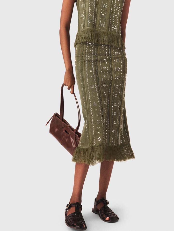 Strickrock mit Strassblumen