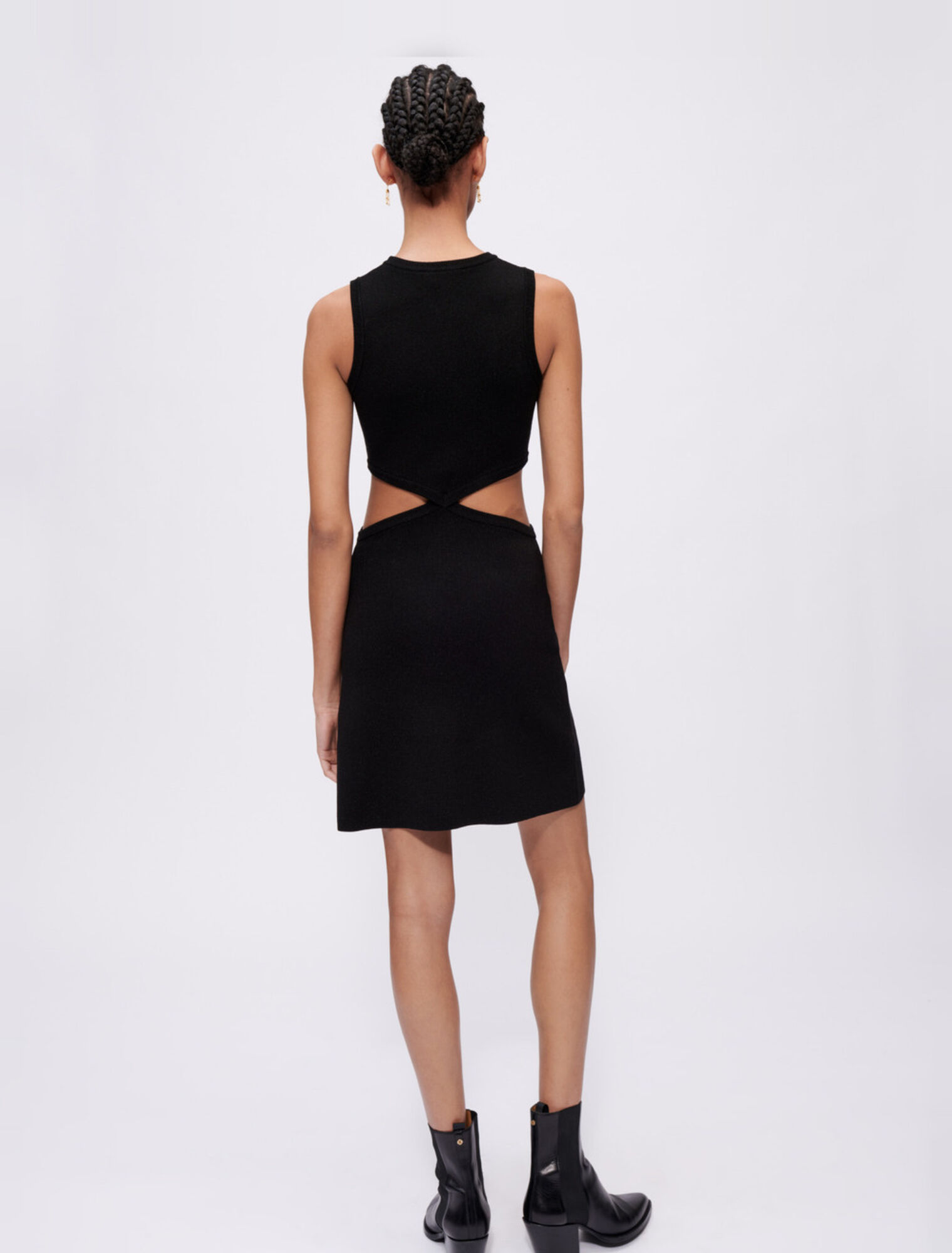 An der Taille offenes Strickkleid