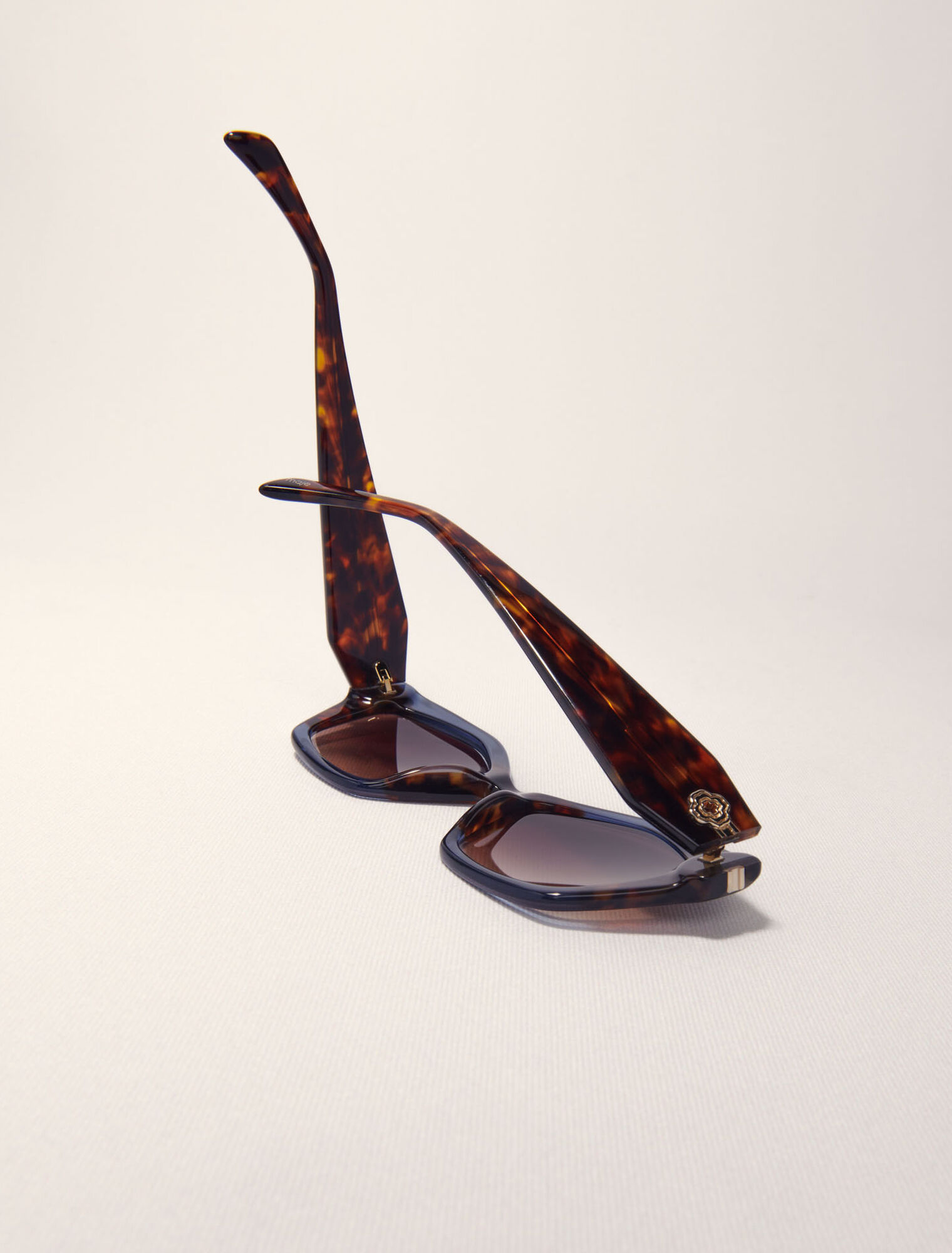 Cat-Eye-Sonnenbrille aus Acetat