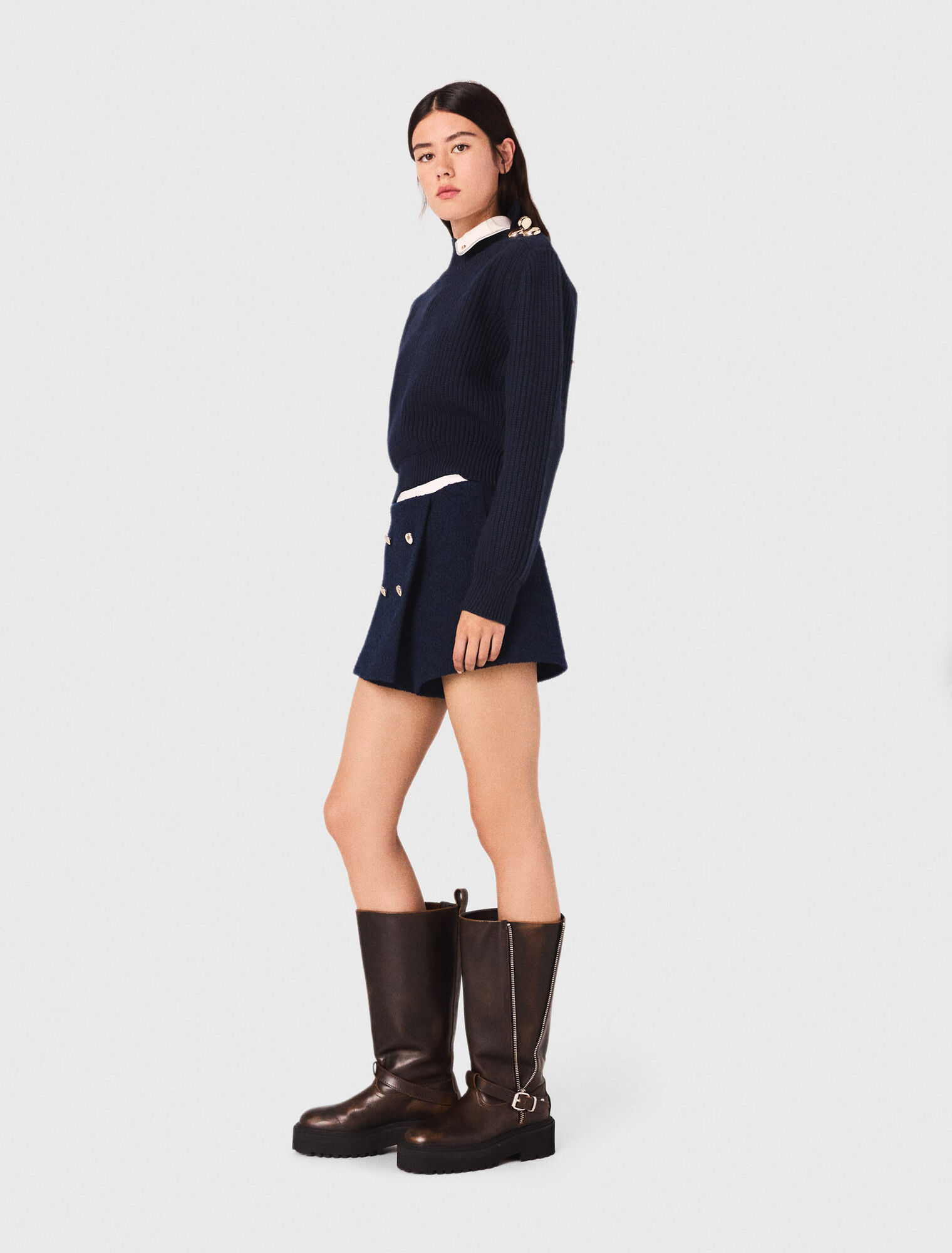 Shorts aus Tweed mit Kontrastband