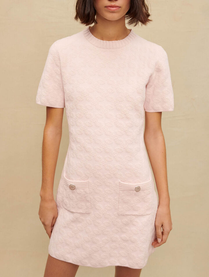 Rosa Kleid aus Struktur-Strick