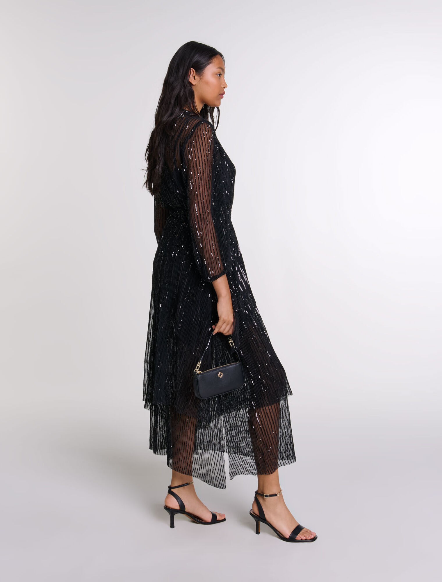 Langes Kleid mit Palletten