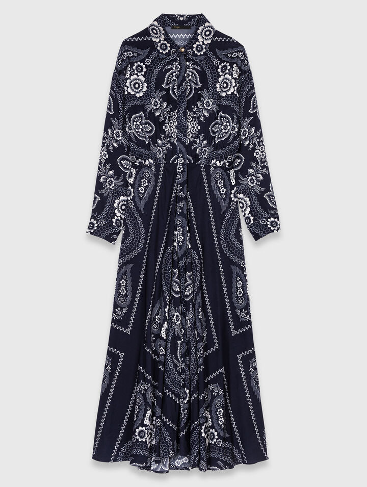 Langes fließendes Kleid mit Print