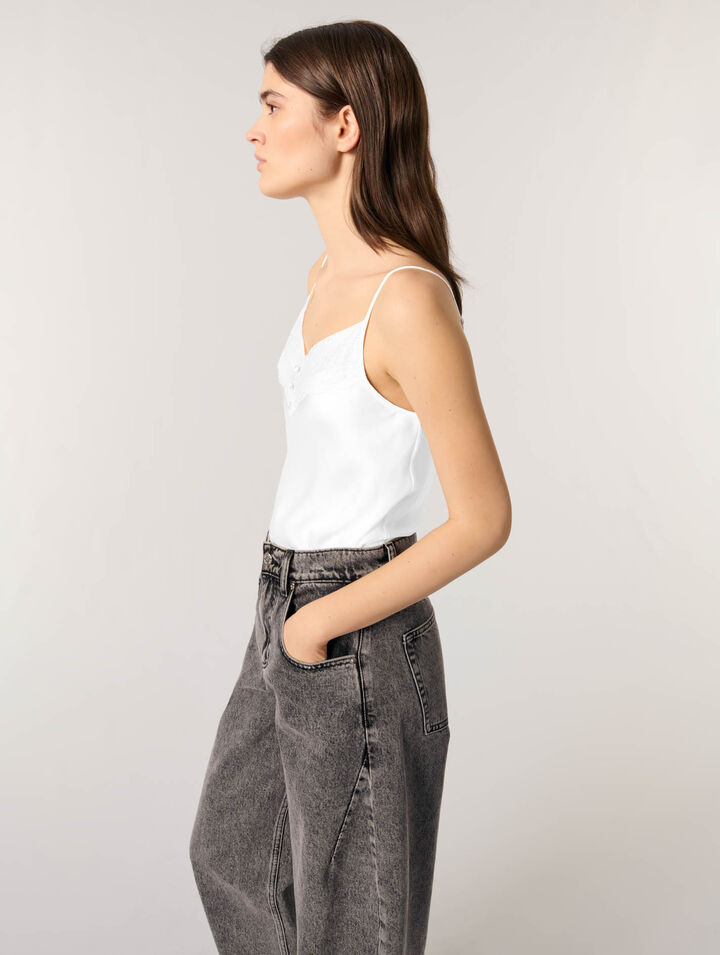 Top aus Seidensatin und Spitze