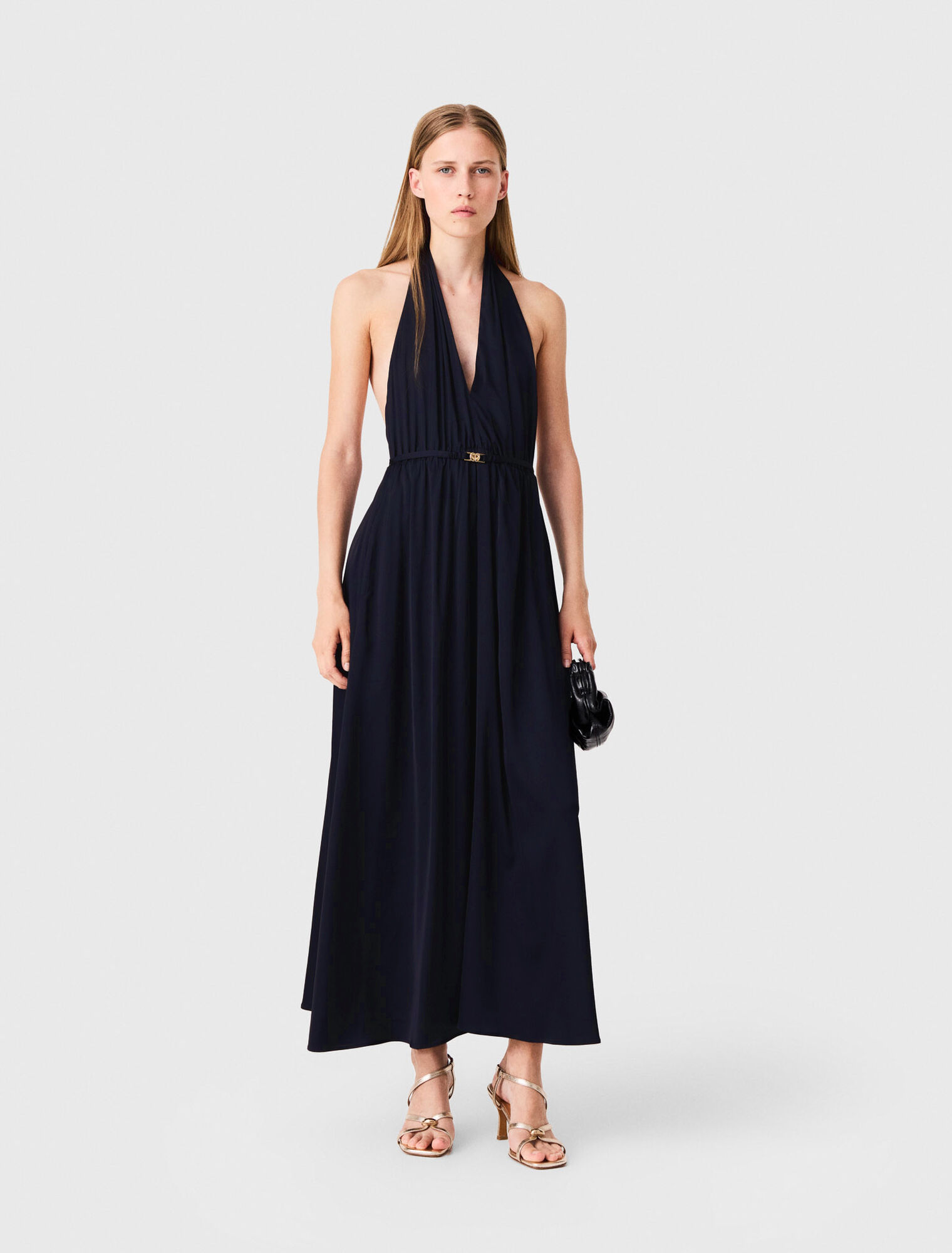 Langes, r&uuml;ckenfreies Plisseekleid