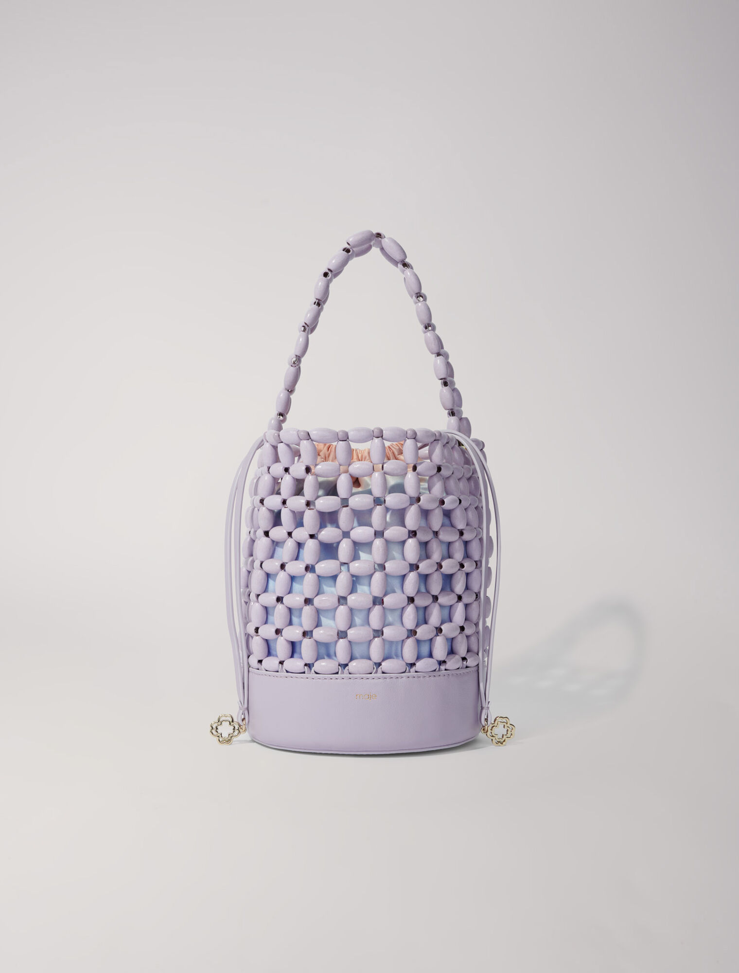 Beuteltasche mit Perlenbesatz