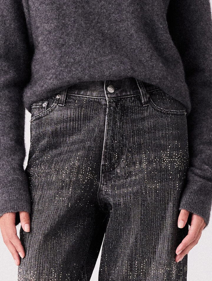 Weite Jeans mit Strass