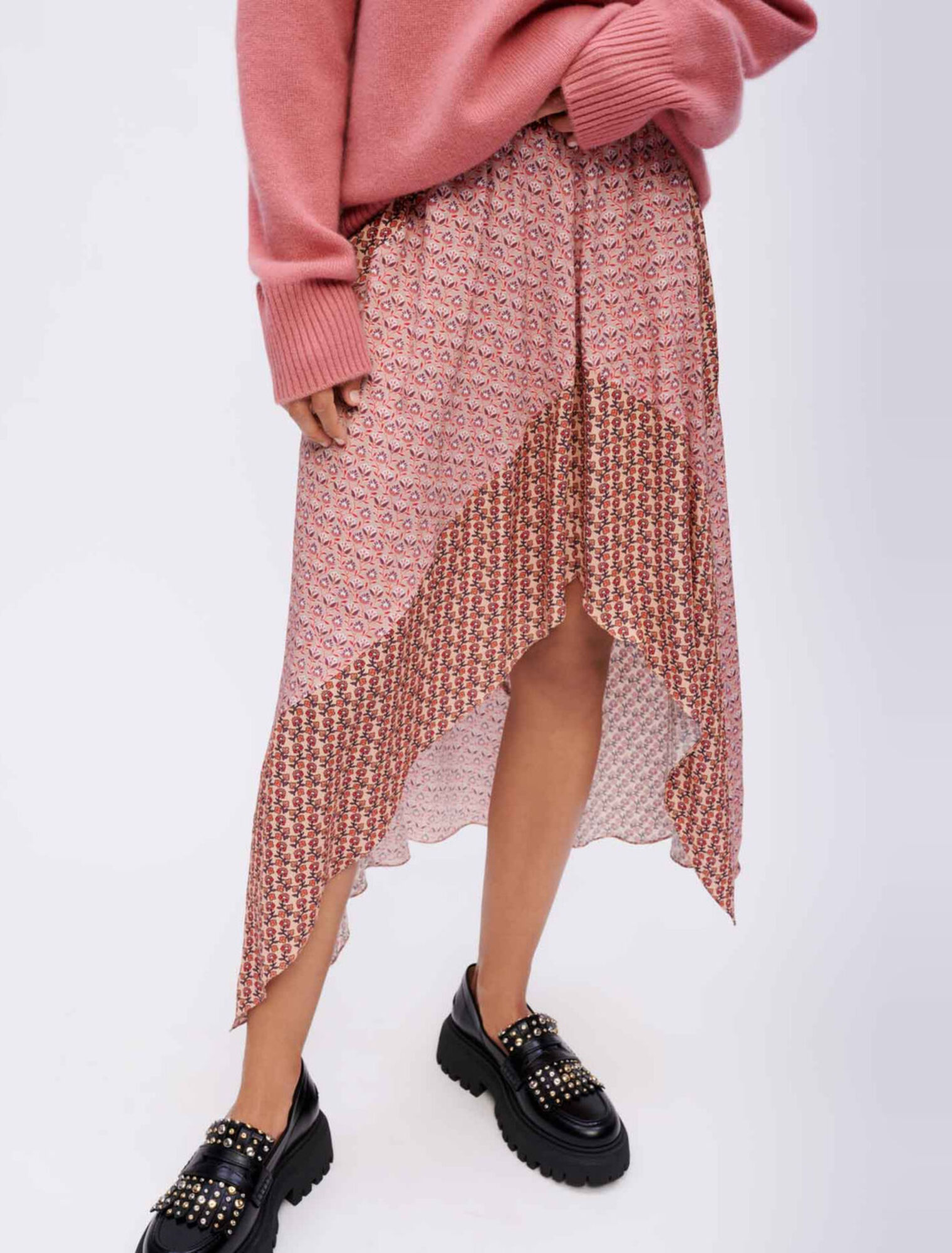 Asymmetrischer Rock aus einem Druckmix