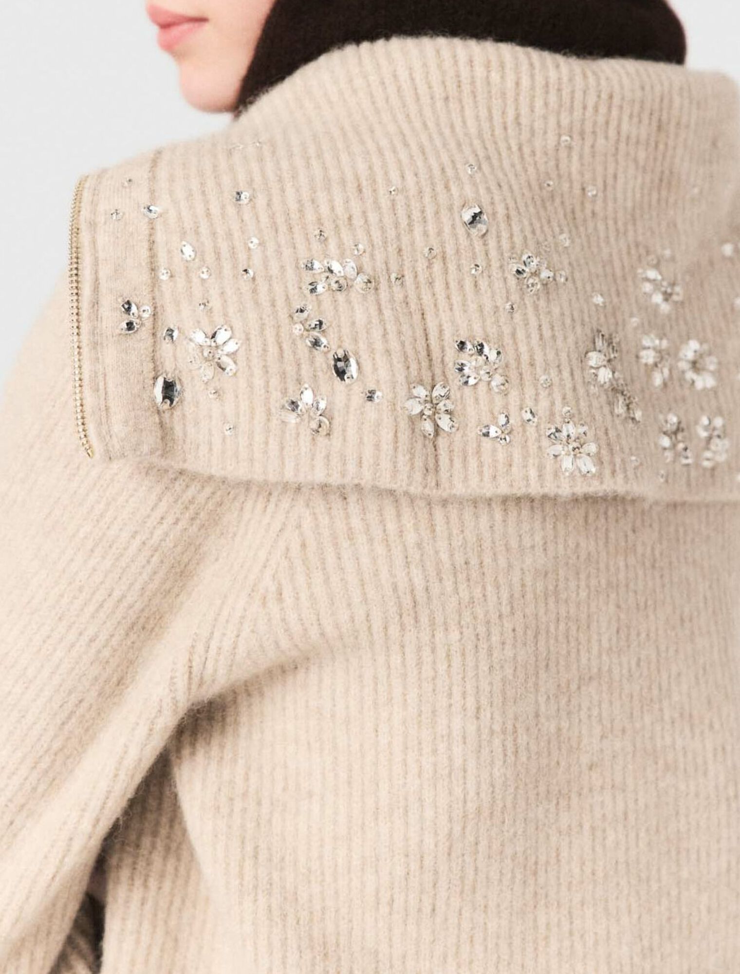 Strass-Pullover mit Rei&szlig;verschlusskragen