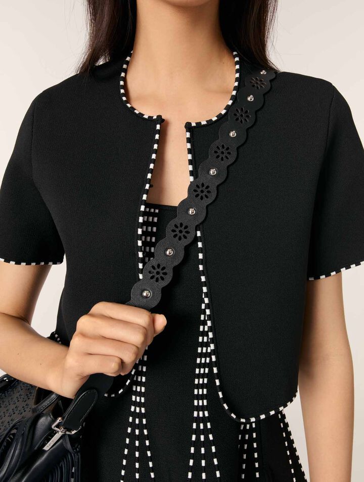 Perforierter Strap mit Blumenmotiv