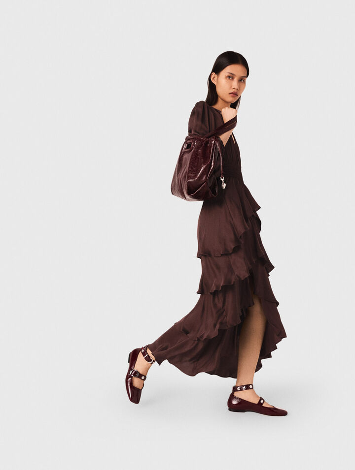 Langes fließendes Kleid mit Volants