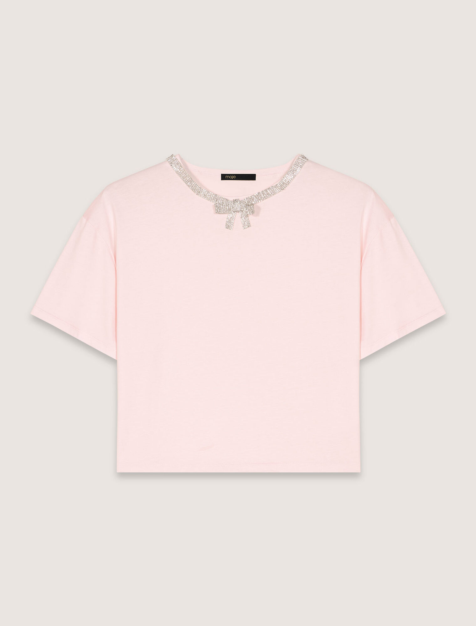 Kurzes T-Shirt mit Schmuckkragen