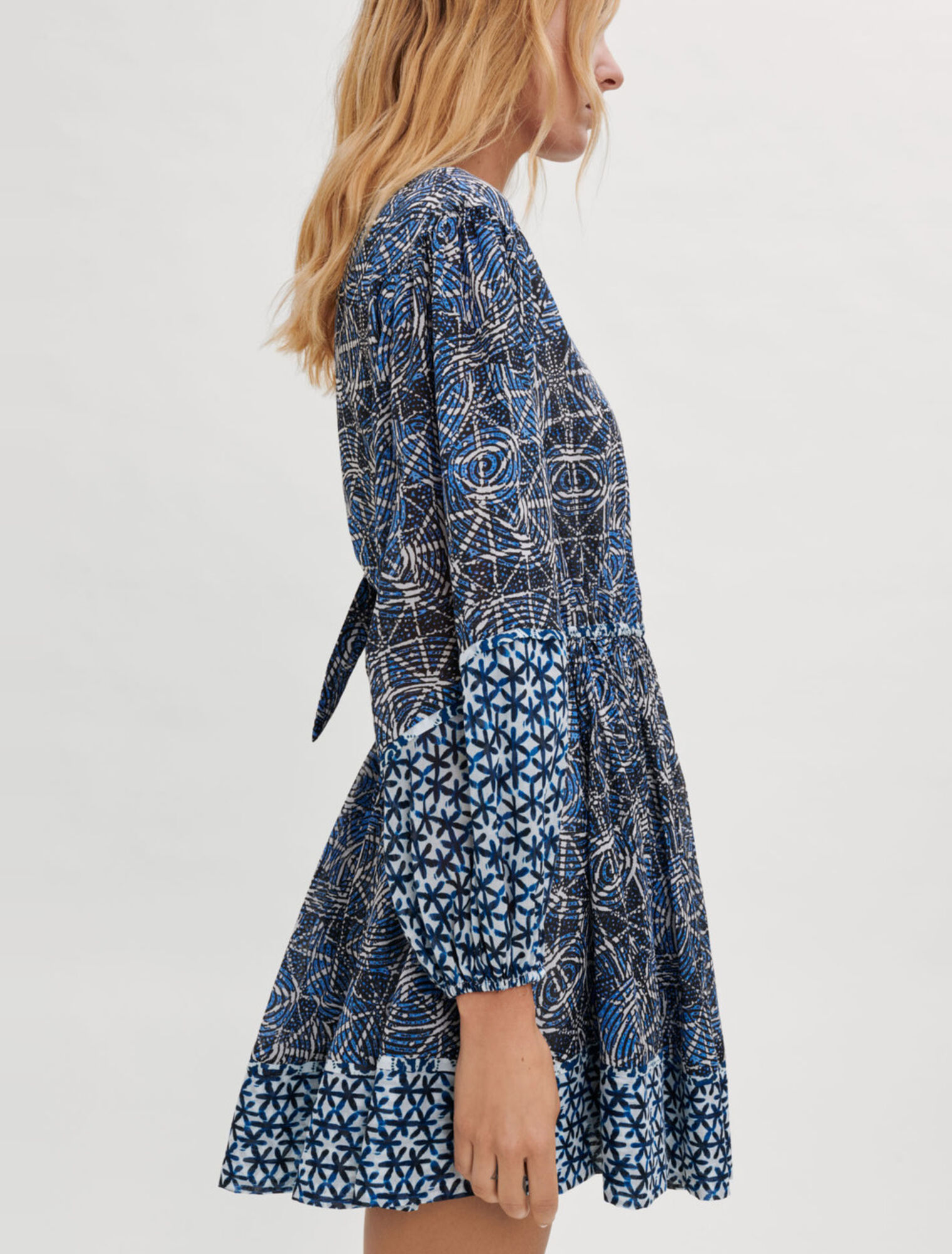 Kleid aus Baumwollvoile im Druckmix