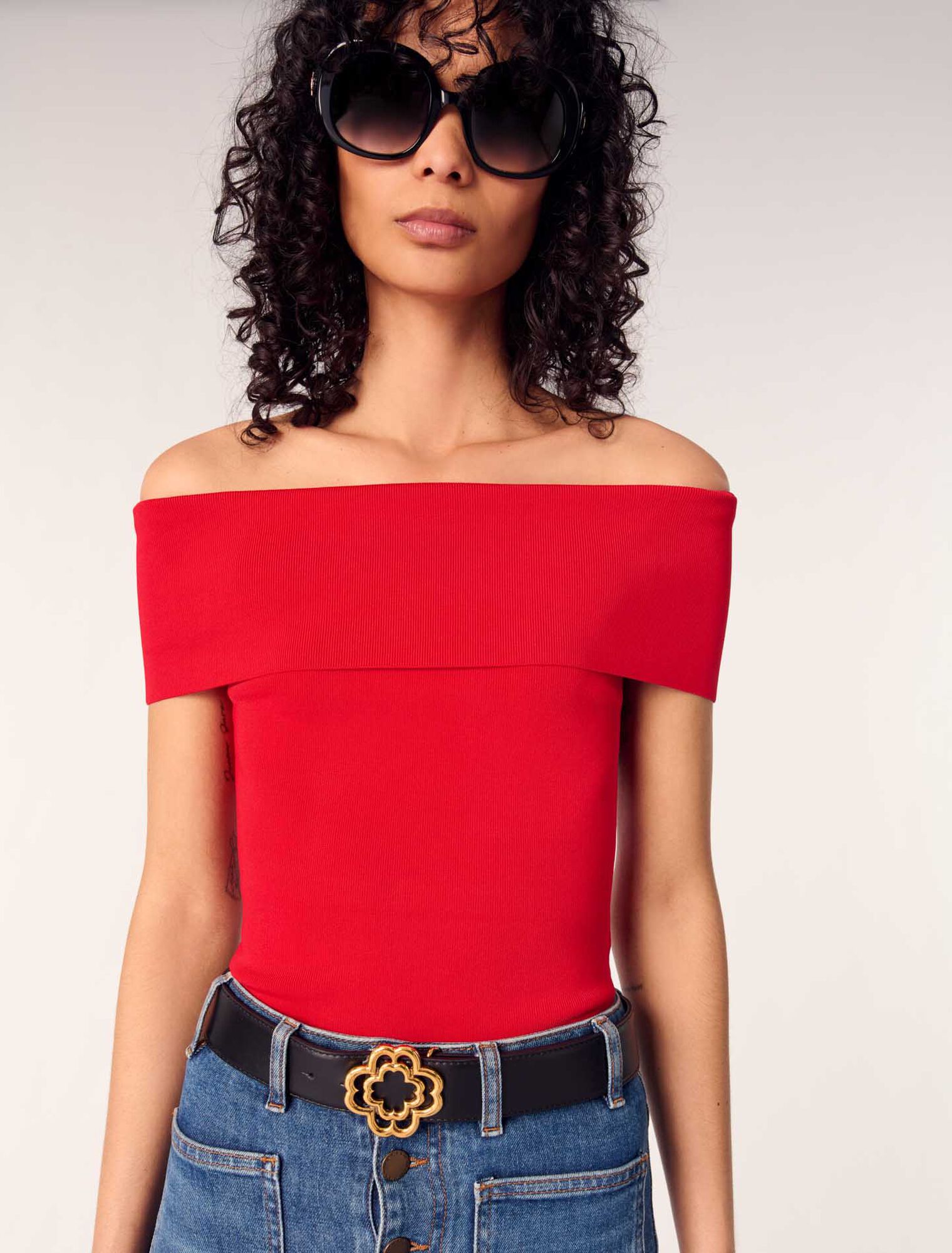 Rippstricktop mit Bardot-Kragen
