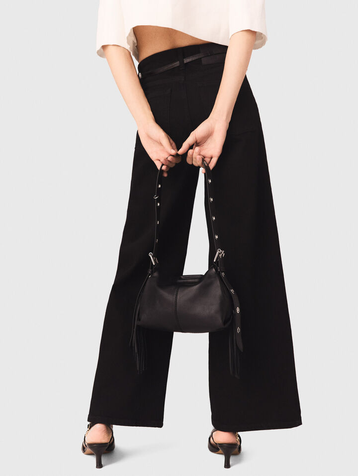 Gerade Jeans mit aufgesetzten Taschen