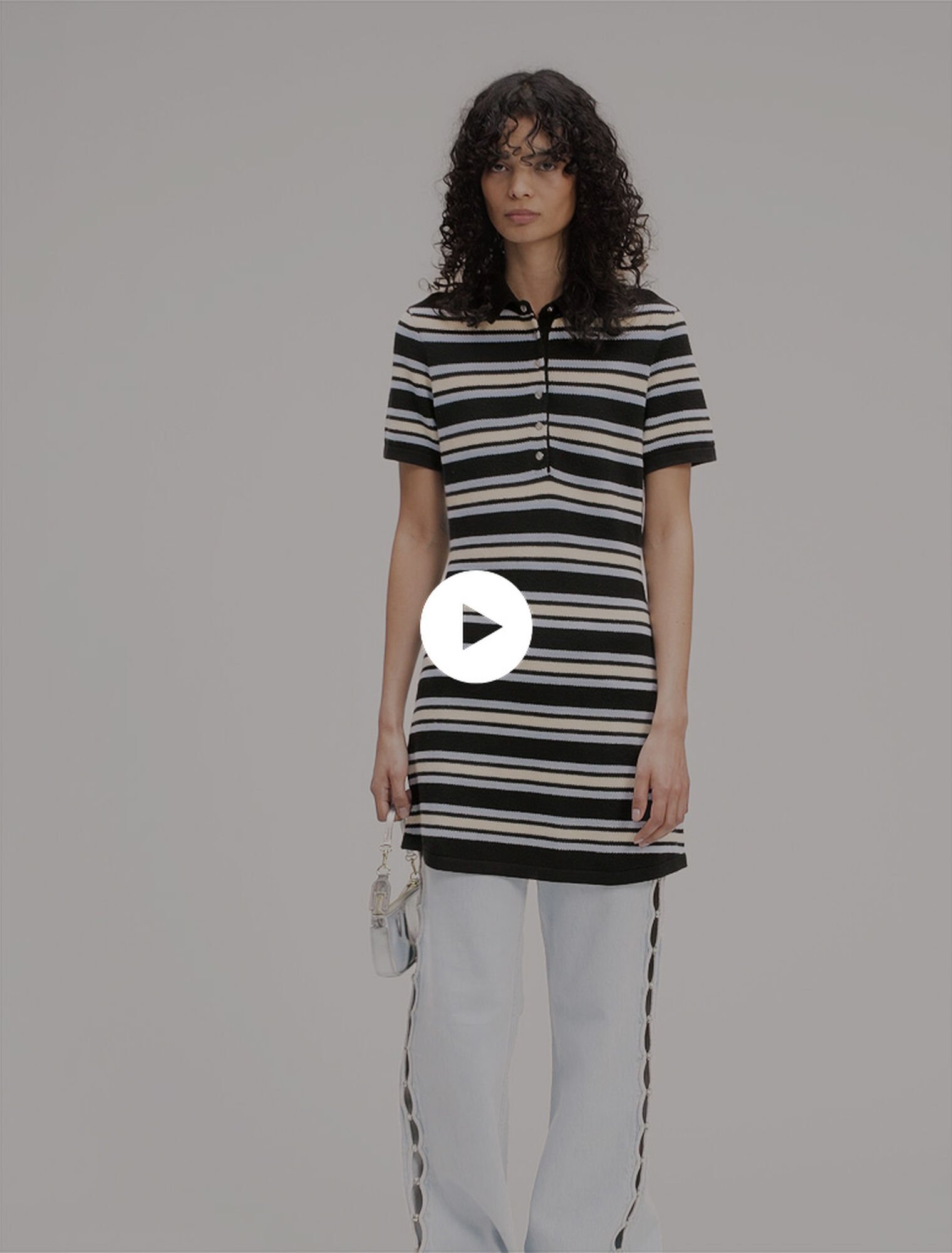 Gestreiftes Polokleid aus Strick