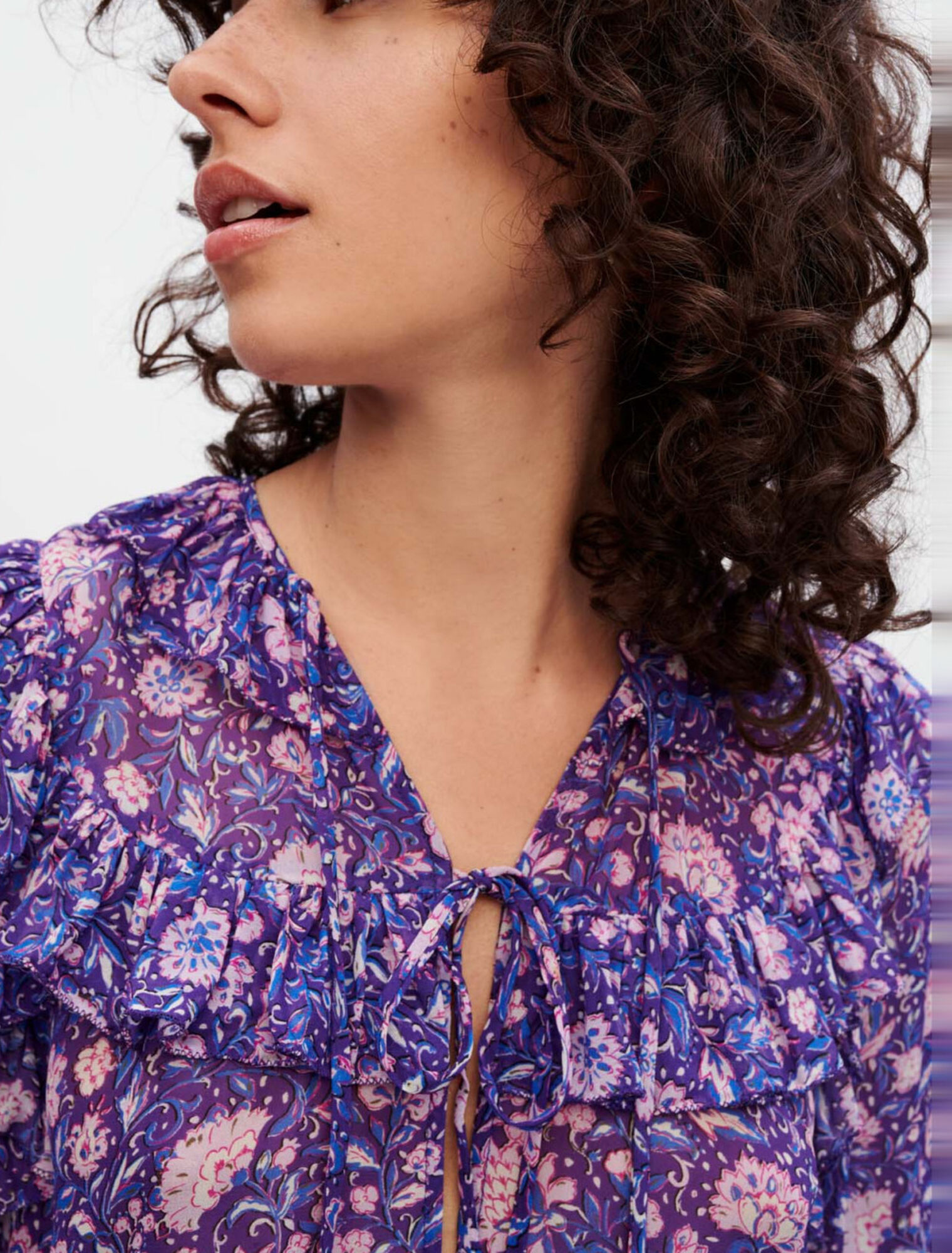 Top aus bedruckter Viskose Dahlia