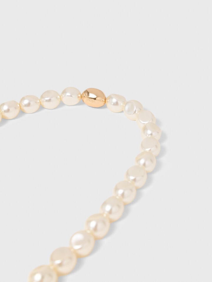 Choker aus Perlen