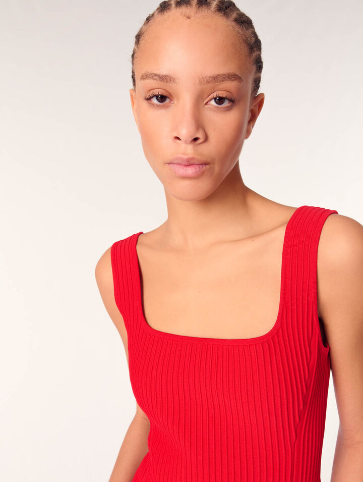 Kurzes Strickkleid