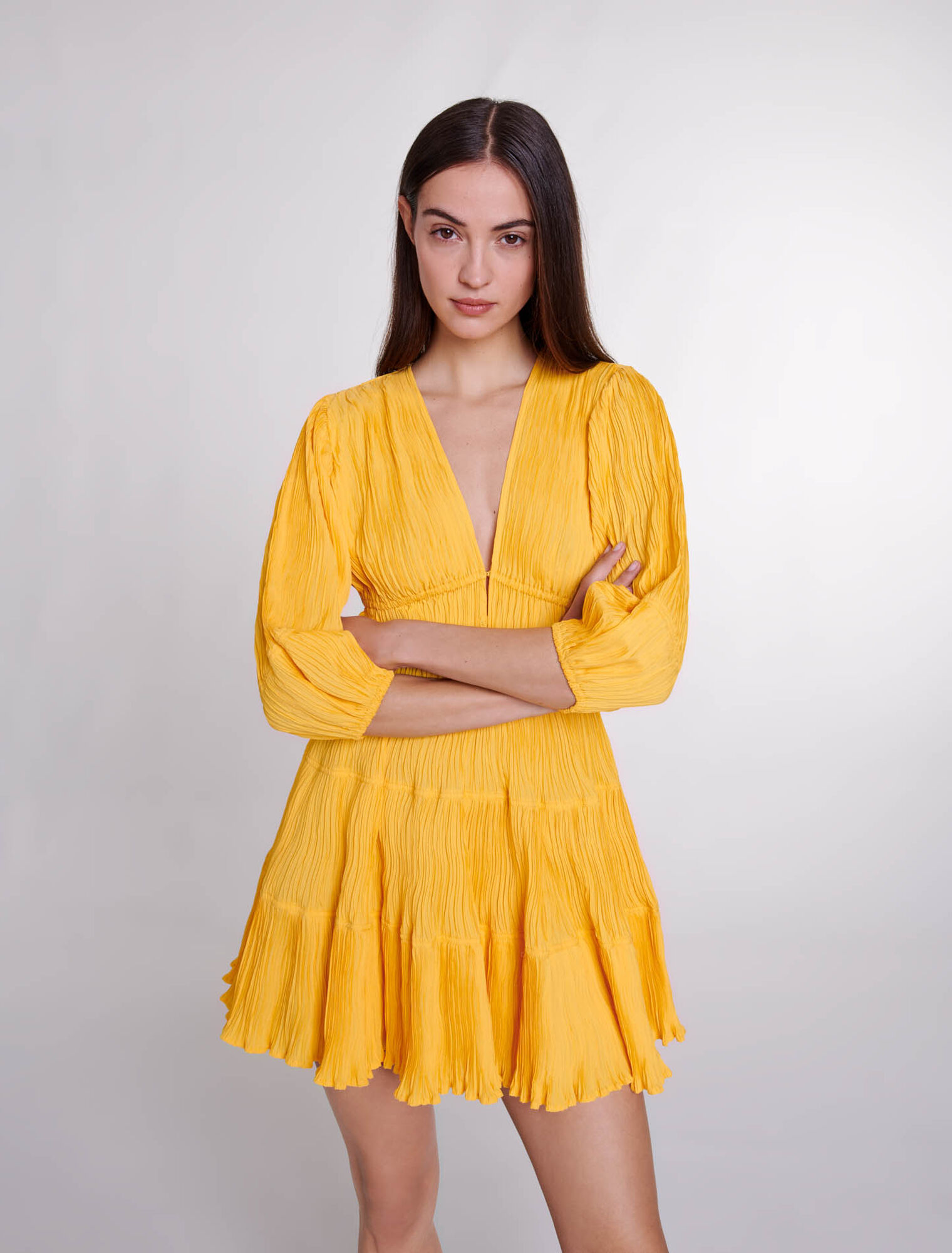 Kurzes gerafftes Kleid