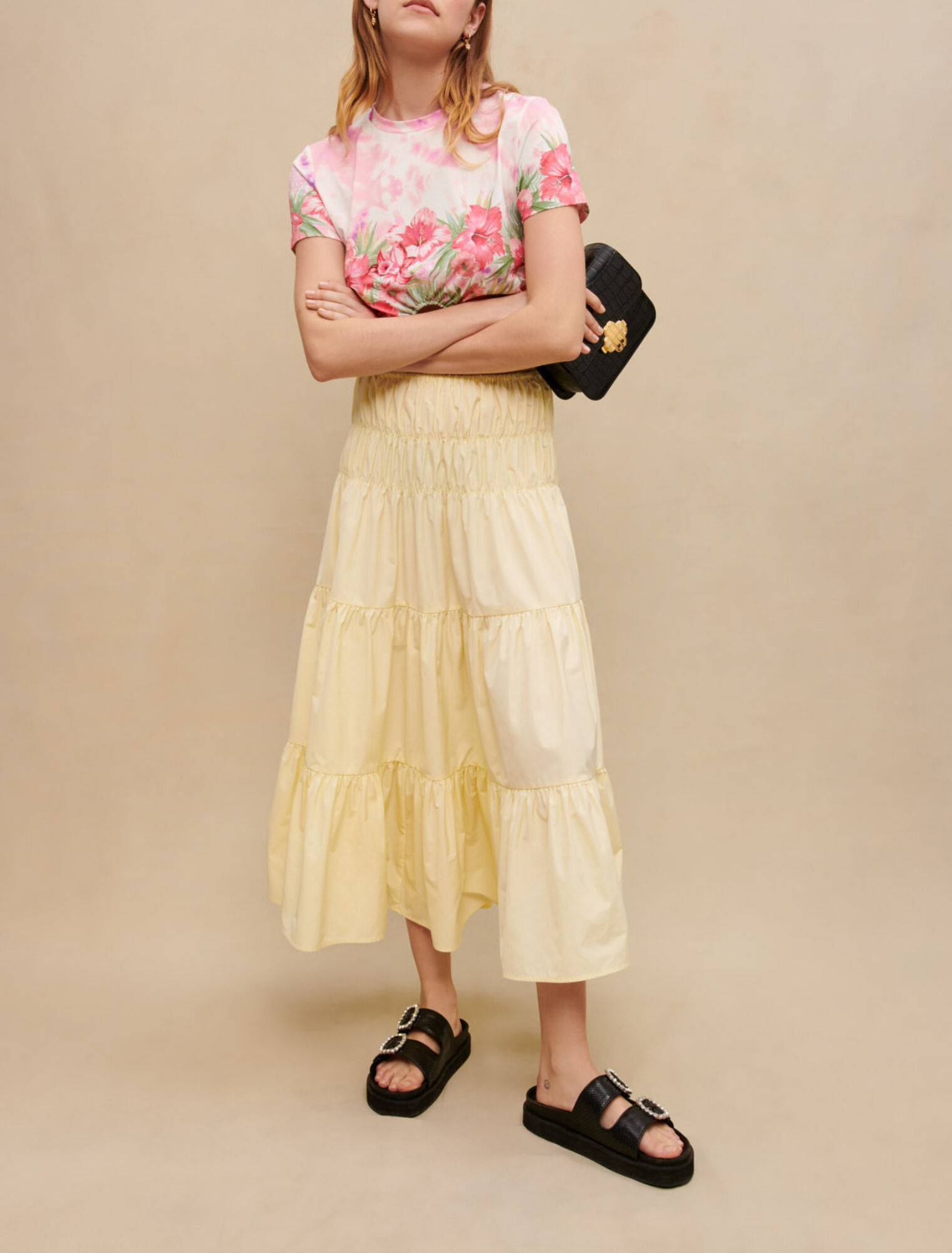 Langer Rock mit Raffungen