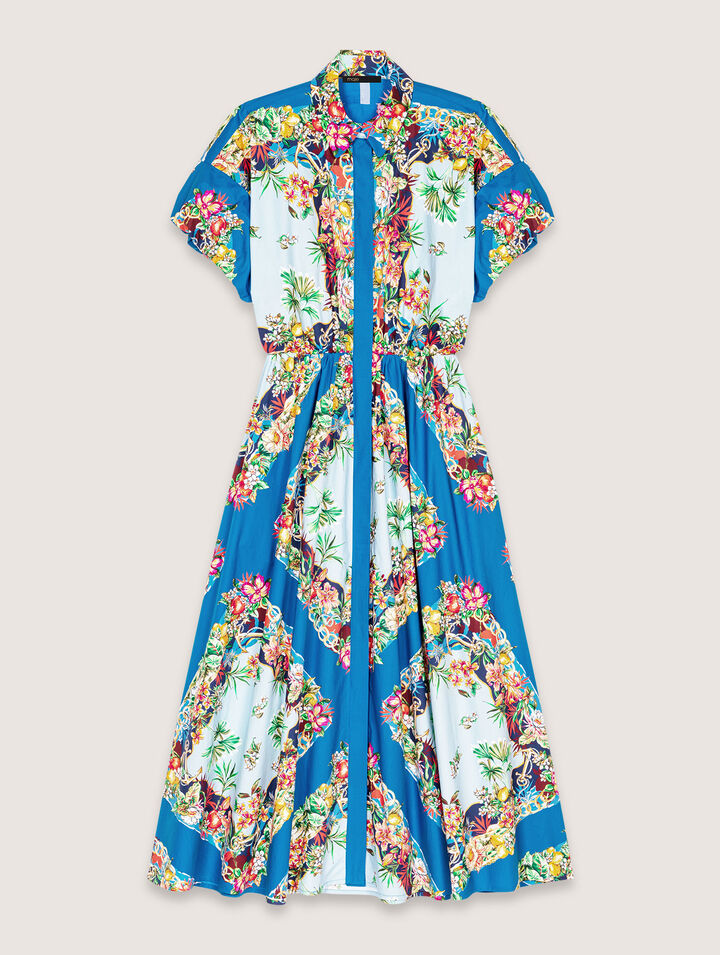 Langes gemustertes Kleid