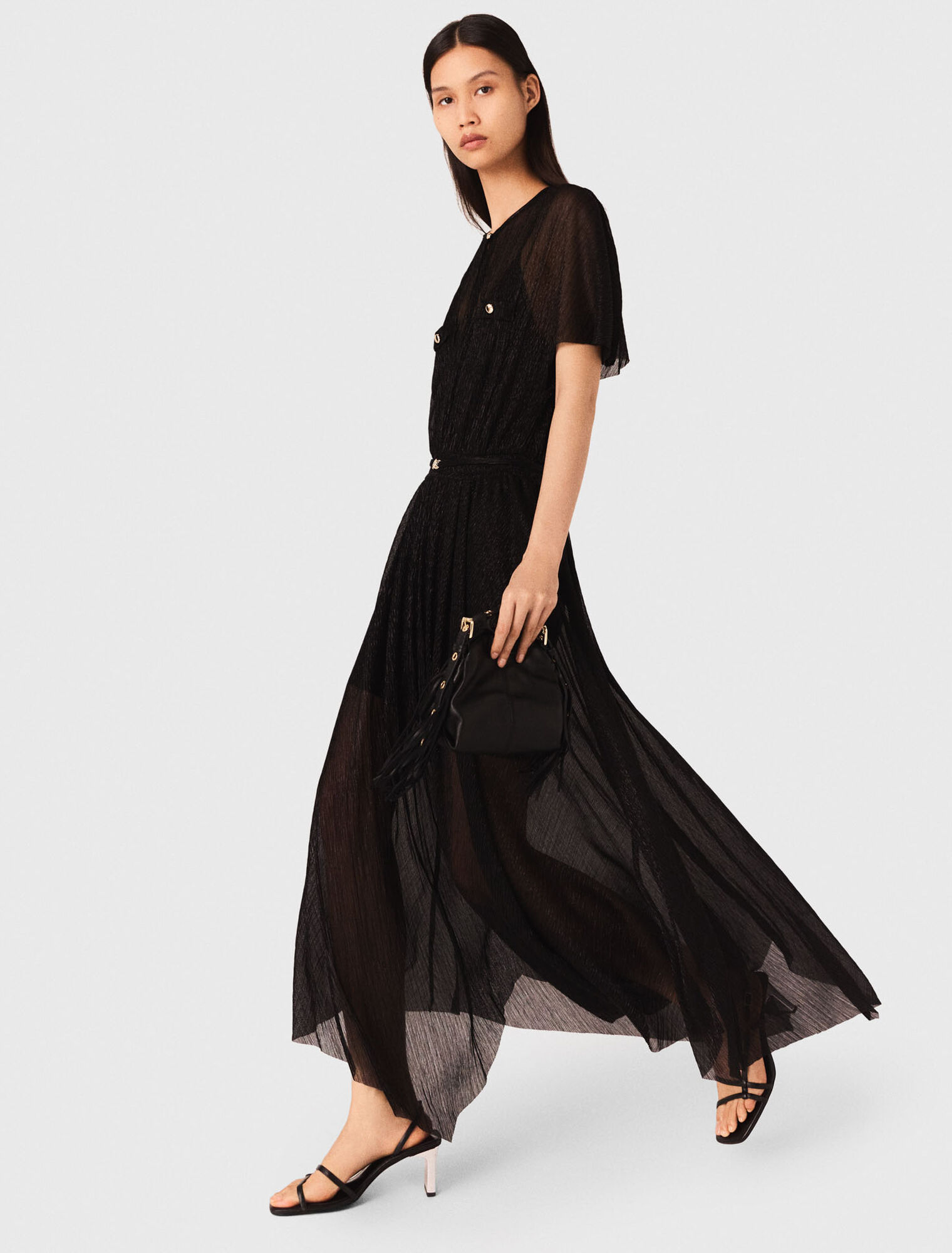Langes metallisches Kleid