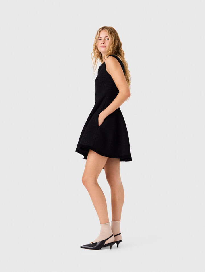 Kurzes Tweedkleid mit Fransen