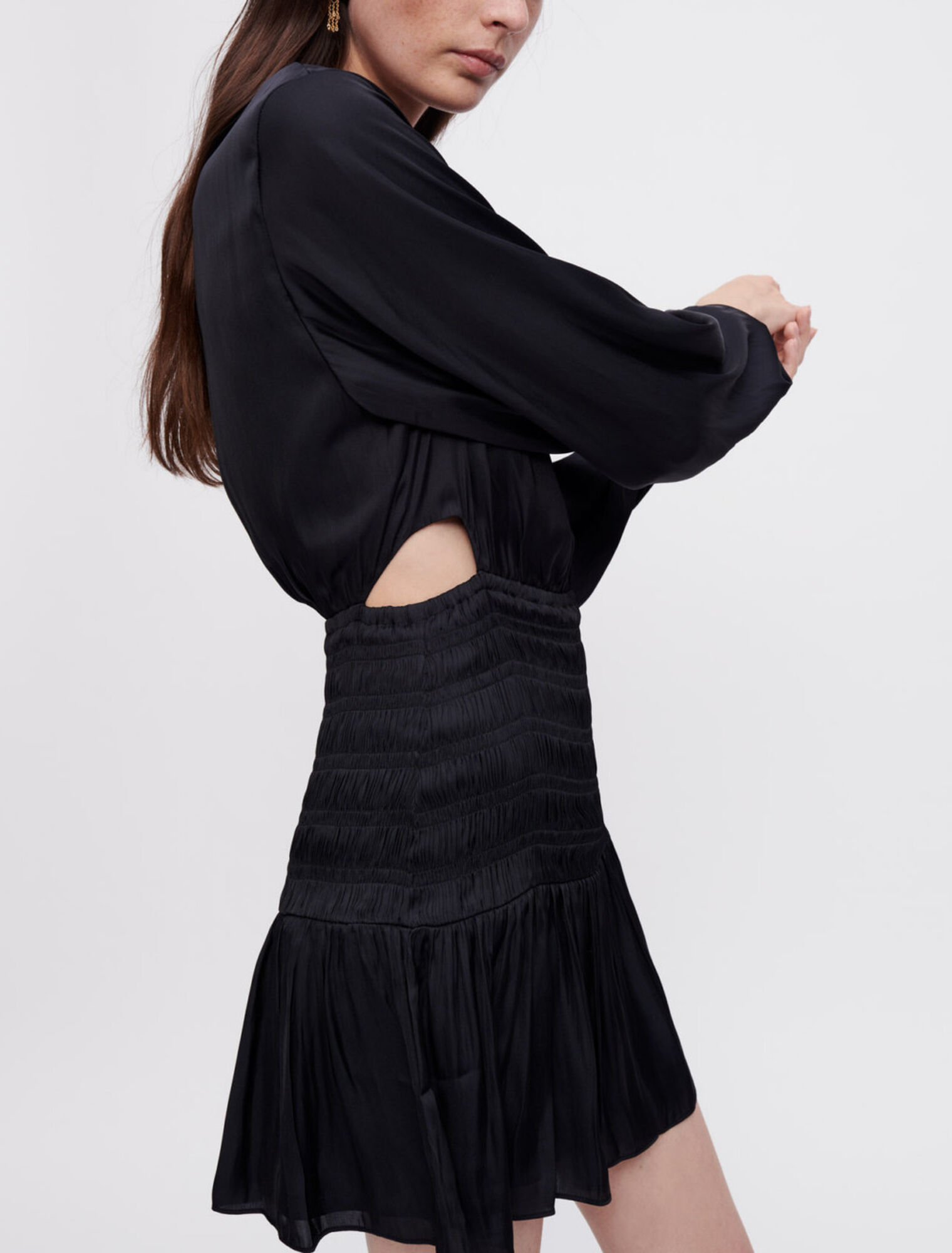 Gesmoktes Kleid aus Satin