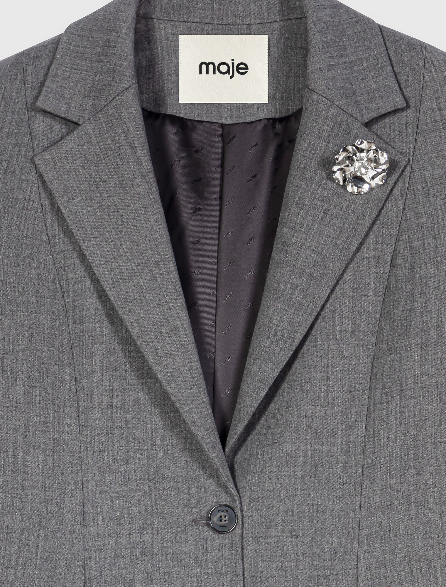 Kurzer Blazer im Bar-Schnitt