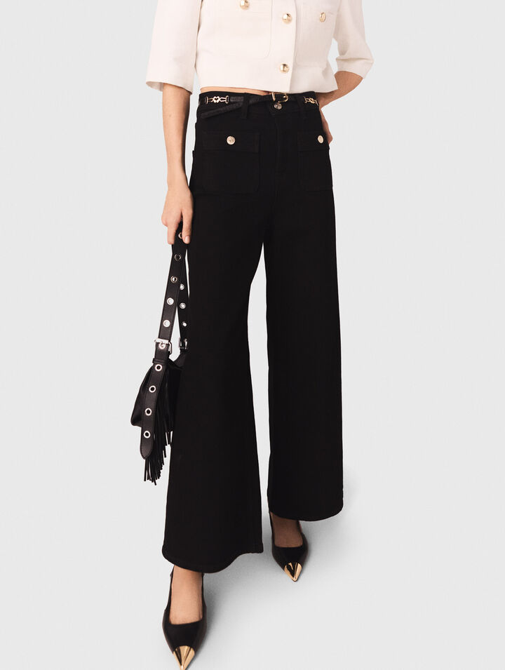 Gerade Jeans mit aufgesetzten Taschen