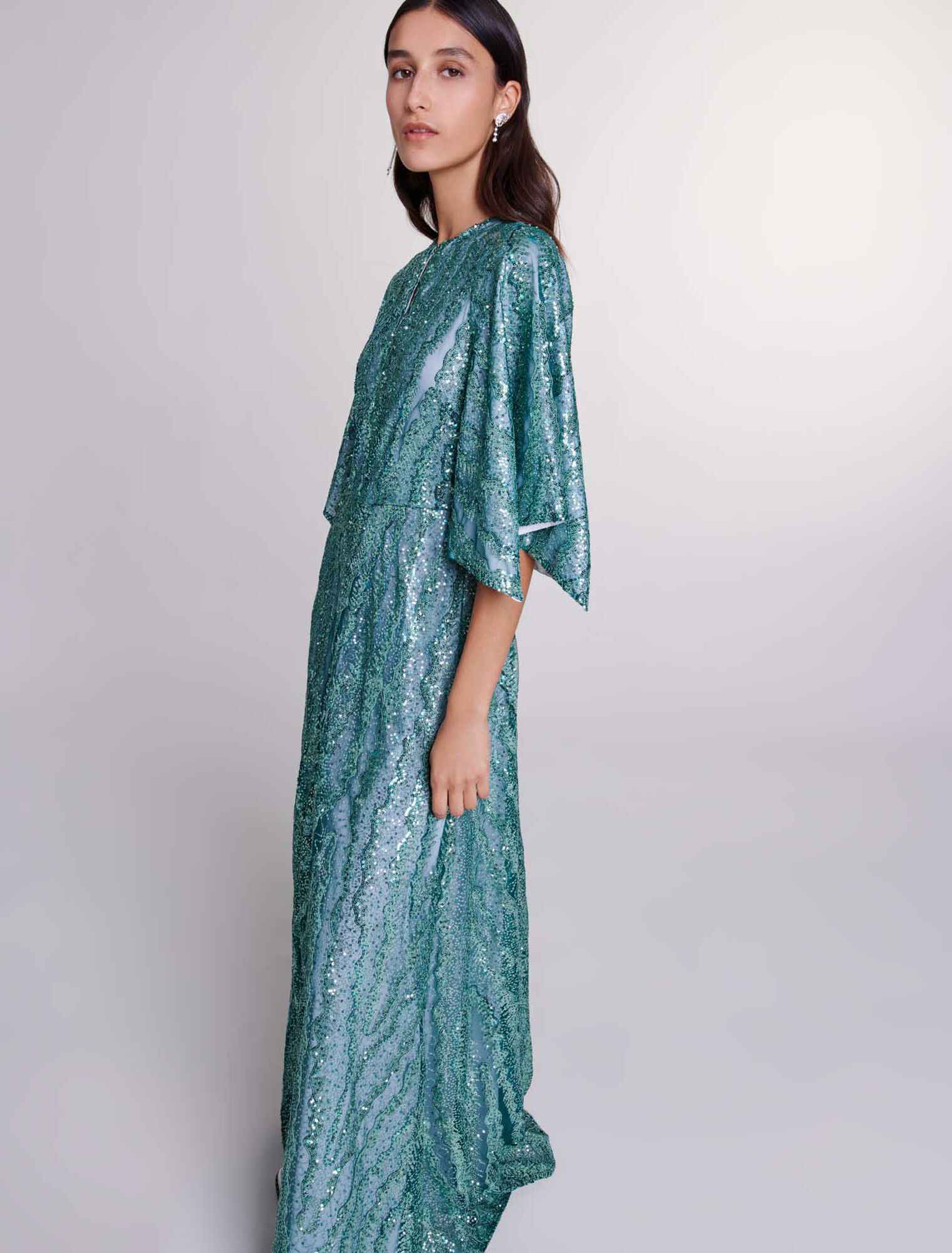 Langes Pailletten-Kleid