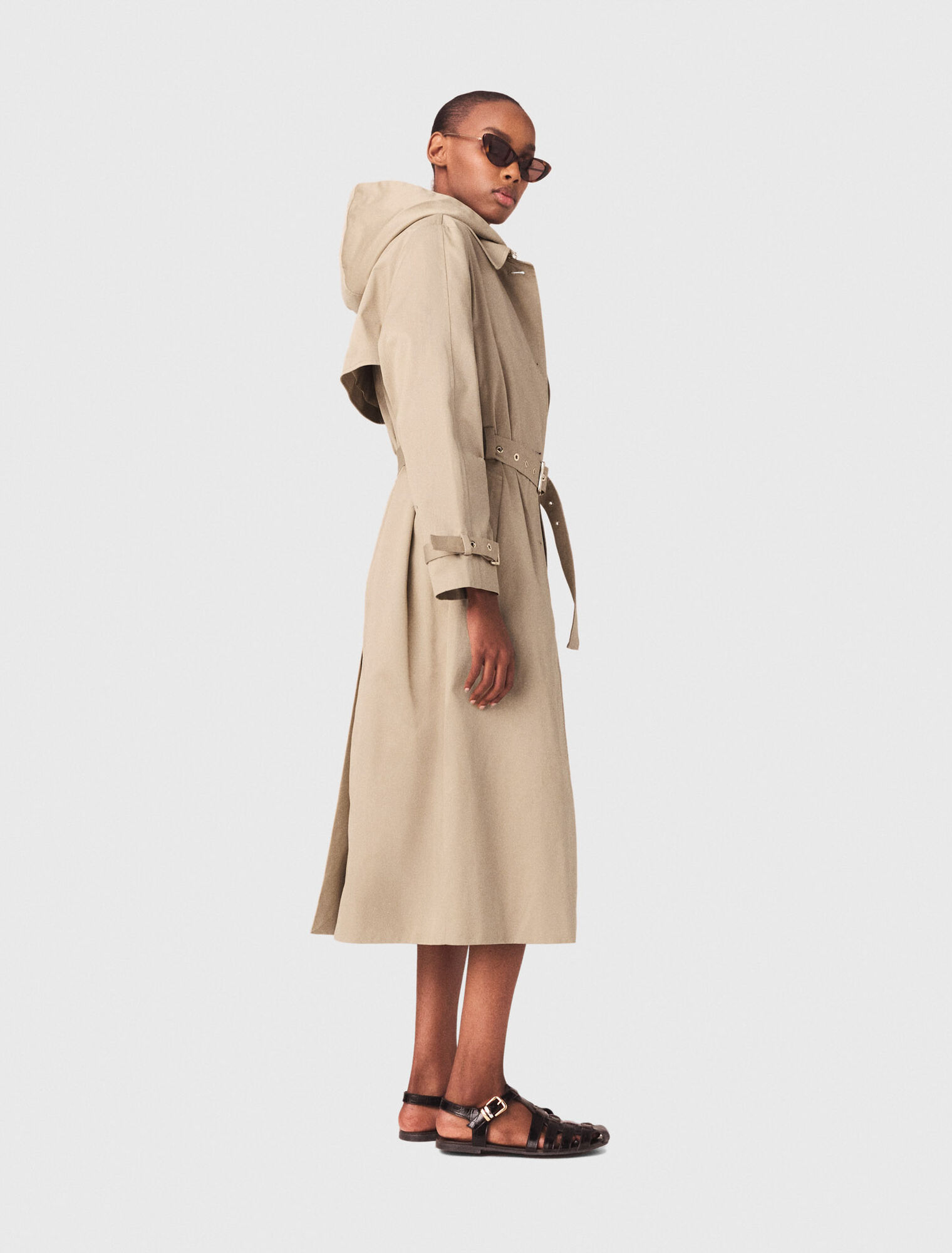 Trenchcoat mit abnehmbarer Kapuze
