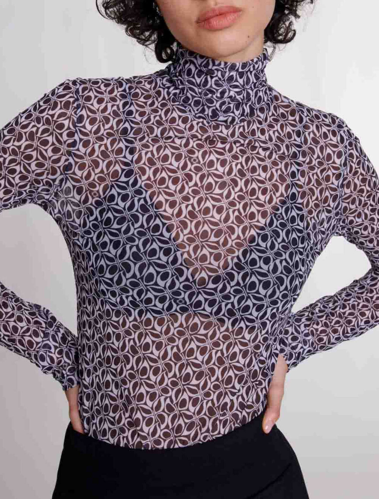 Halbdurchsichtiges Top