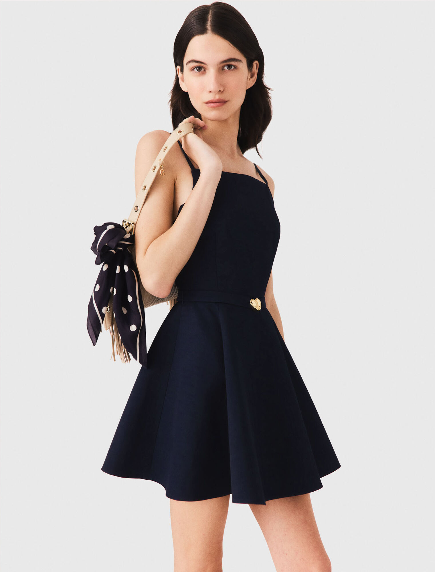 Ausgestelltes Tr&auml;gerkleid