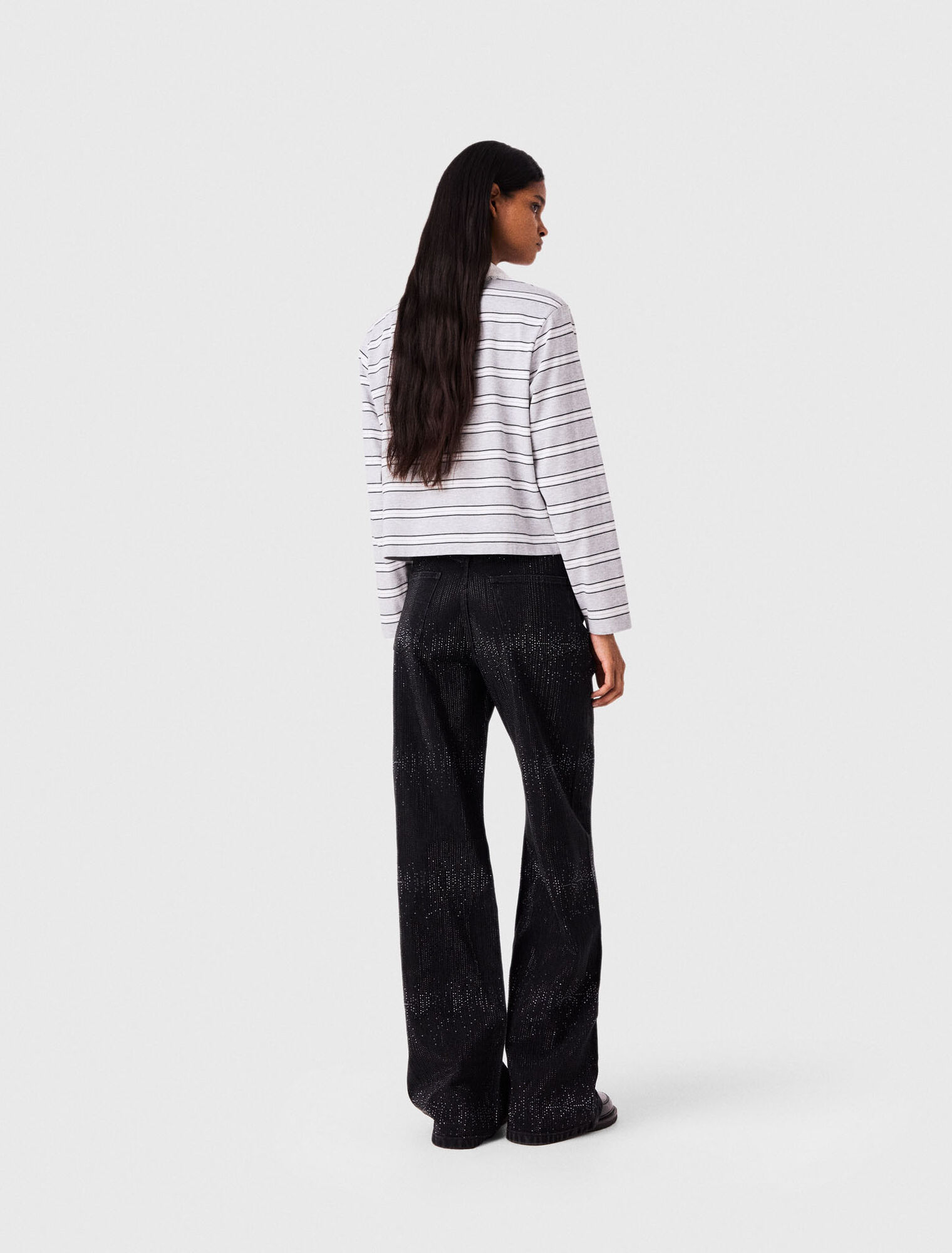 Weite Jeans mit Strass