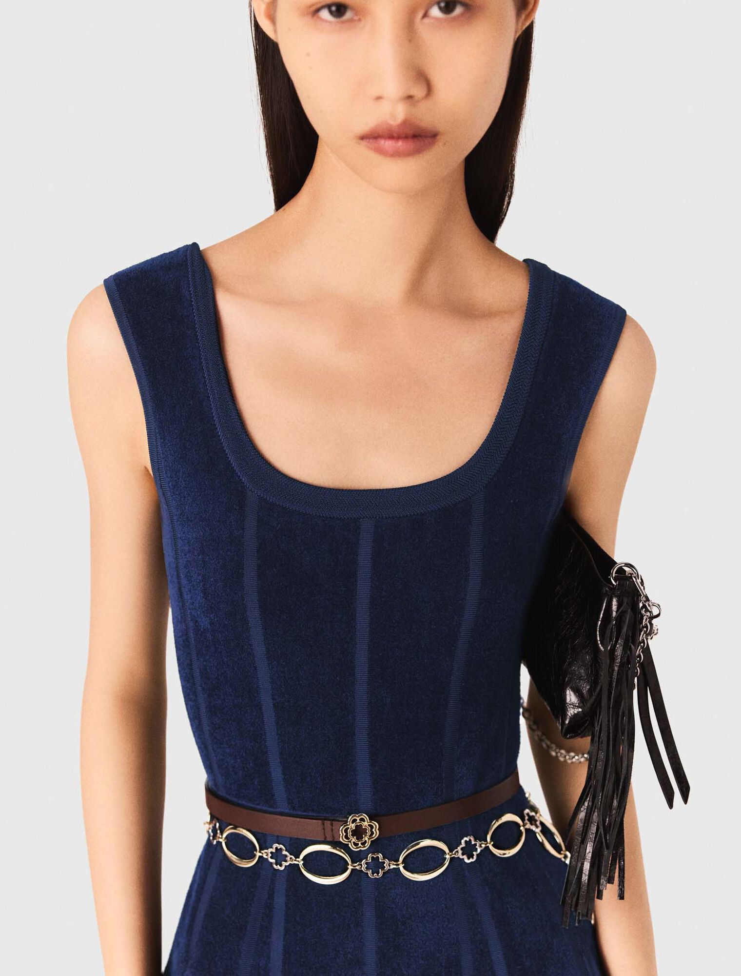 Langes Samtkleid