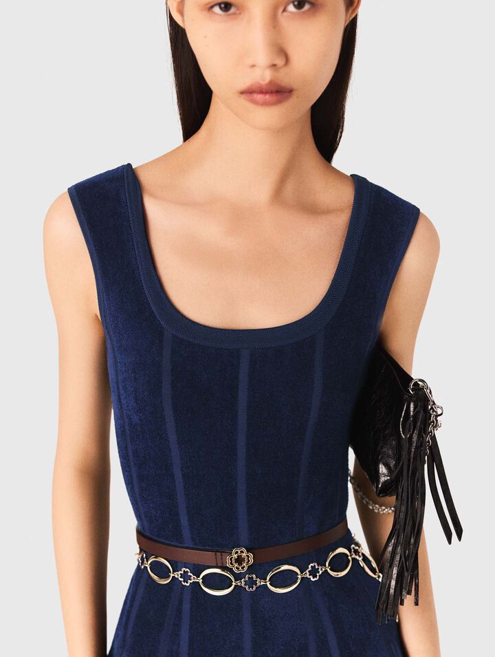 Langes Samtkleid