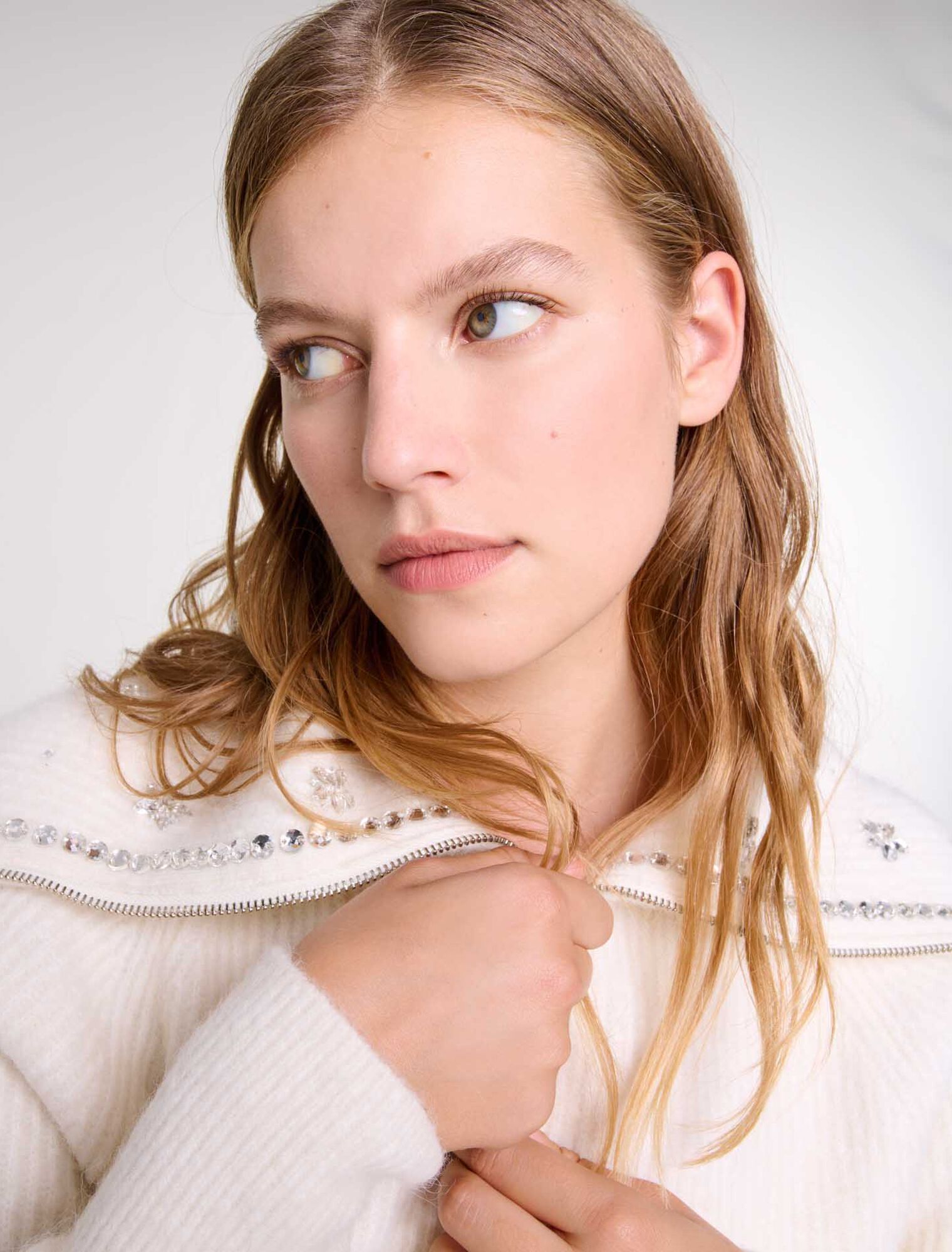 Cardigan mit Schmuckkragen