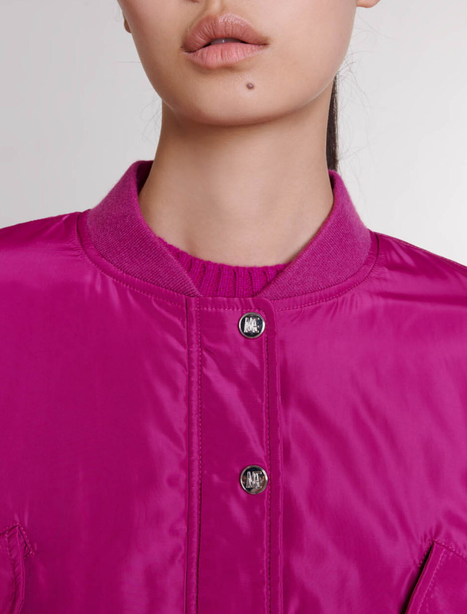 Kurze Bomberjacke