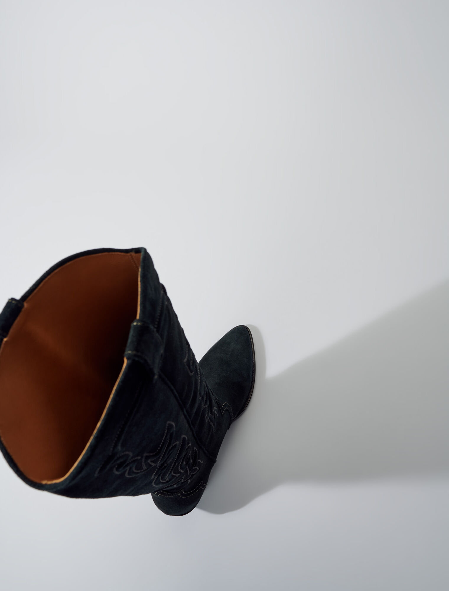 Santiags Stiefel aus Veloursleder