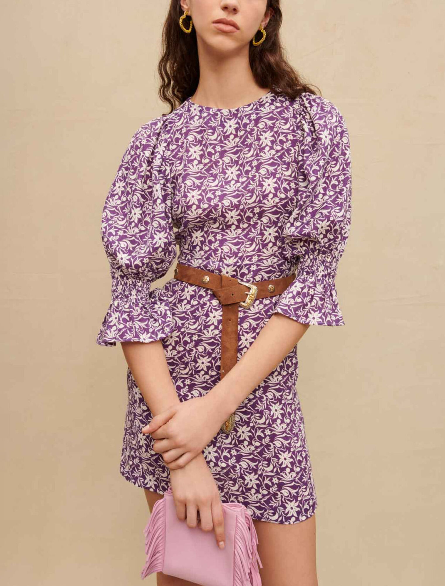 Kurzes Kleid mit Blumenprint