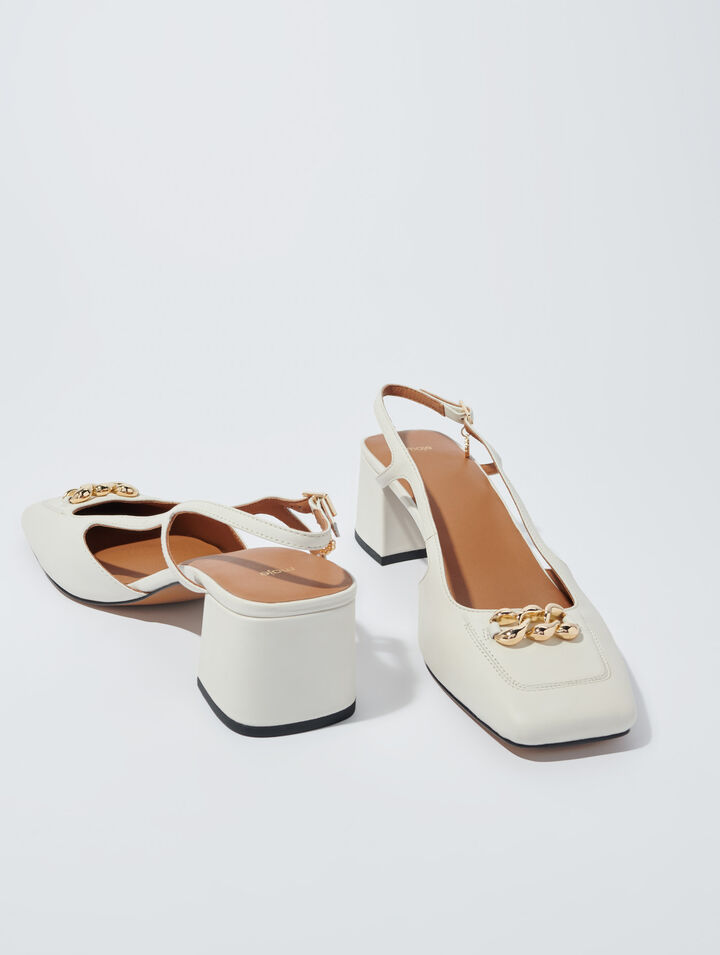Pumps mit eckiger Spitze aus Leder