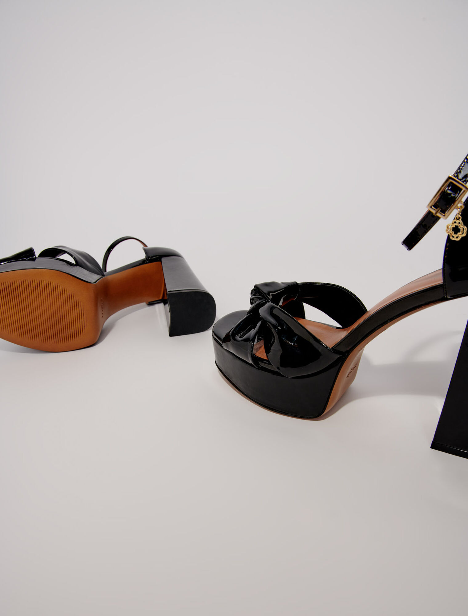 Plateau-Sandalen aus Leder