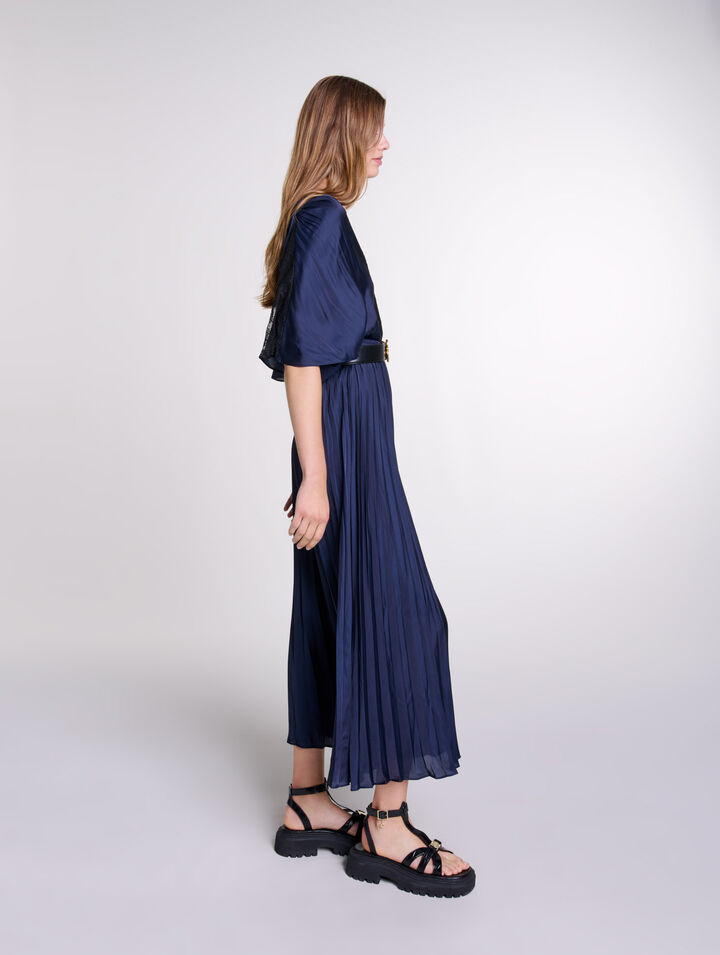 Langes Plissee-Kleid mit Spitze