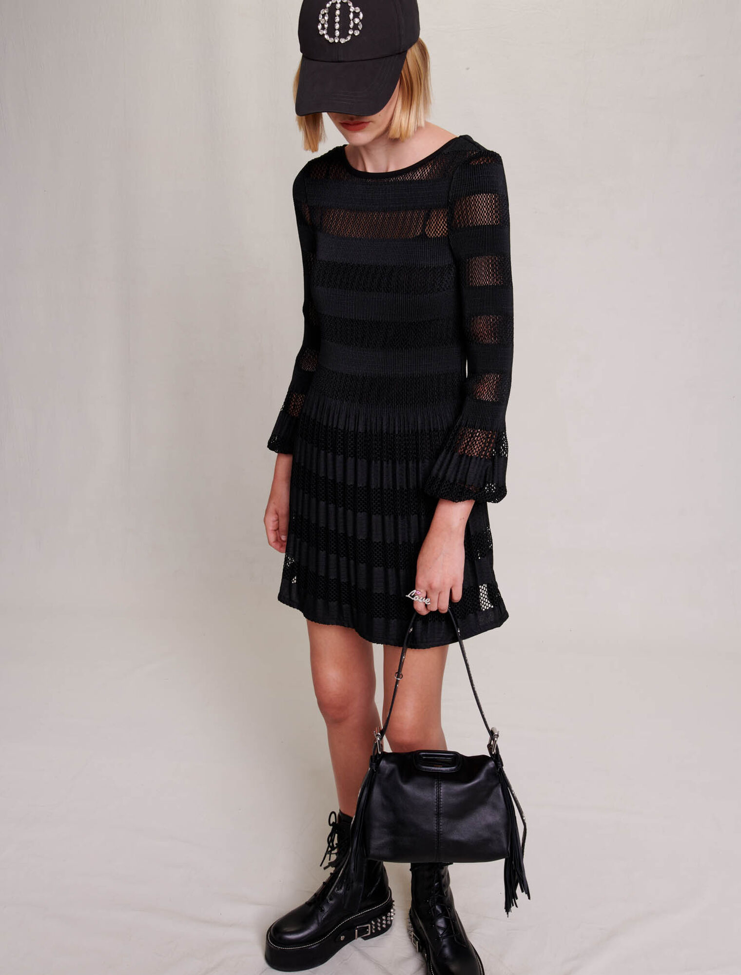 Kurzes Kleid aus Ajour-Strick